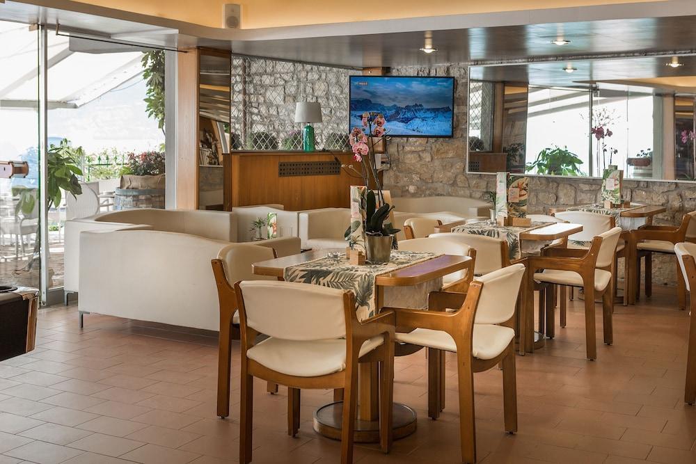 Hotel Caribe - Garda Lake Collection برنزوني سول جاردا المظهر الخارجي الصورة
