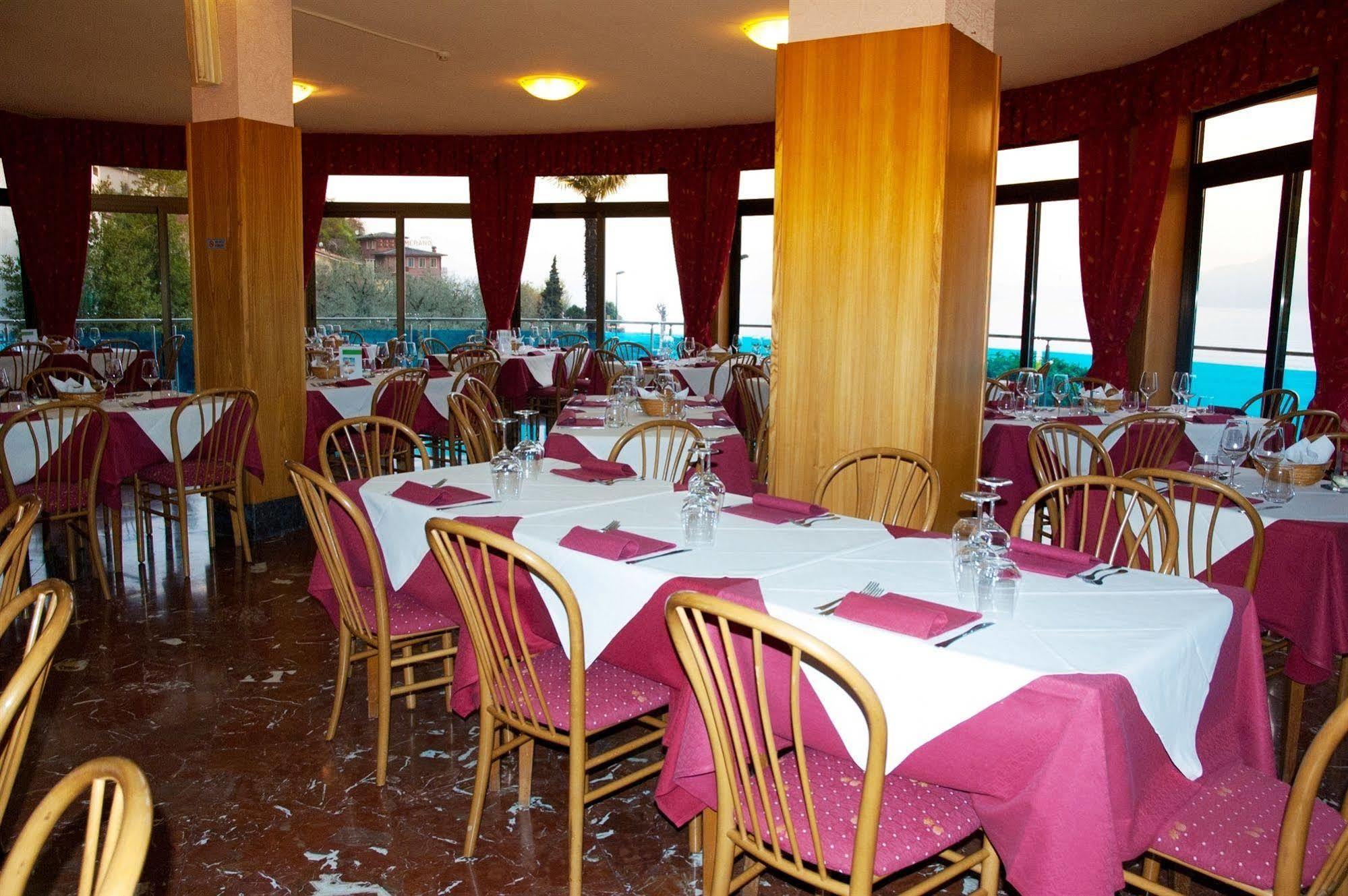 Hotel Caribe - Garda Lake Collection برنزوني سول جاردا المظهر الخارجي الصورة