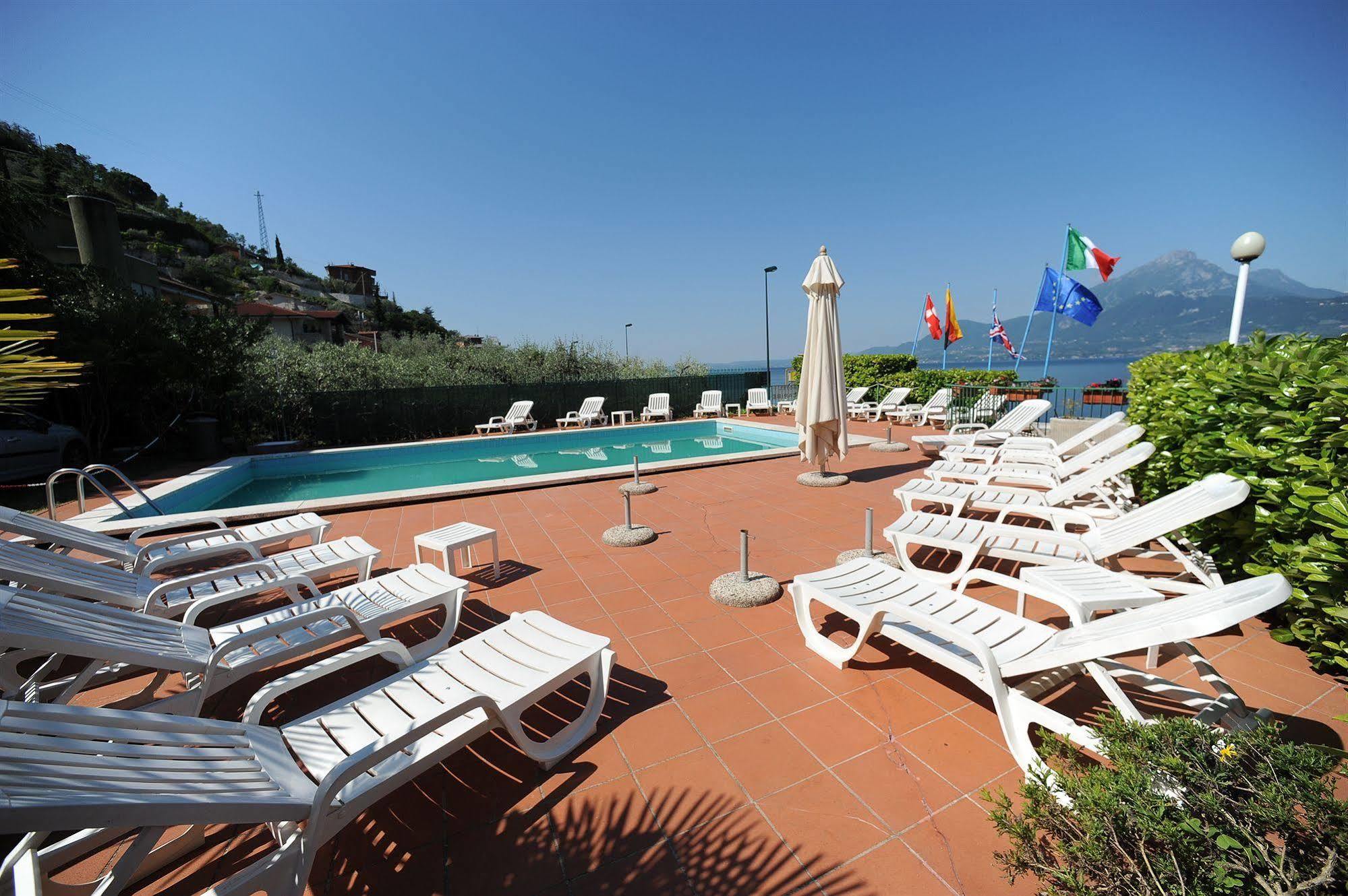 Hotel Caribe - Garda Lake Collection برنزوني سول جاردا المظهر الخارجي الصورة