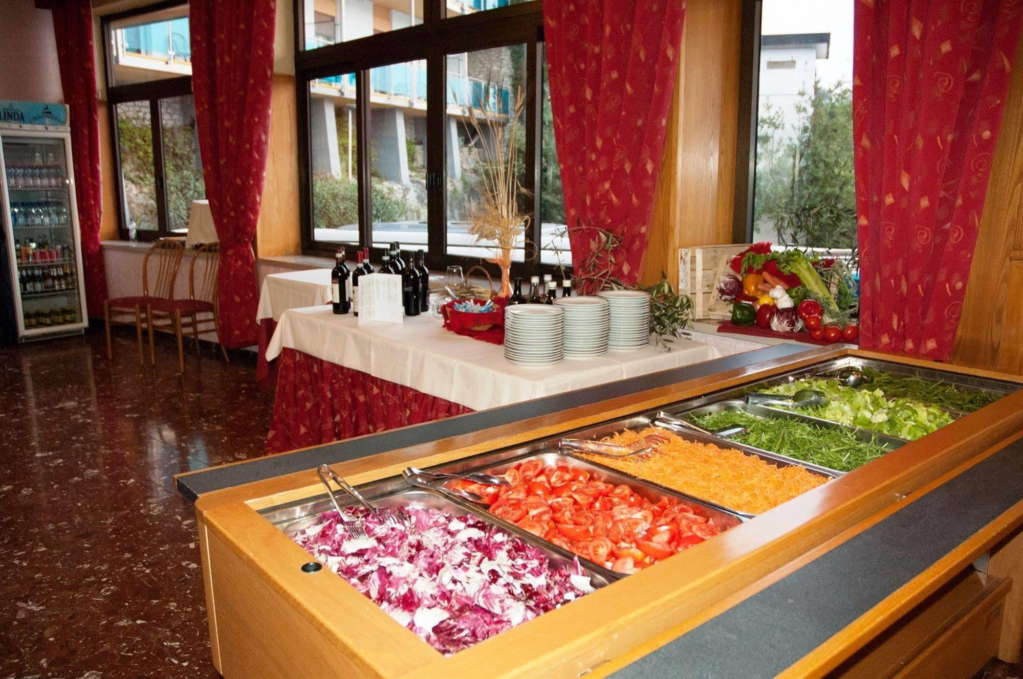 Hotel Caribe - Garda Lake Collection برنزوني سول جاردا المظهر الخارجي الصورة